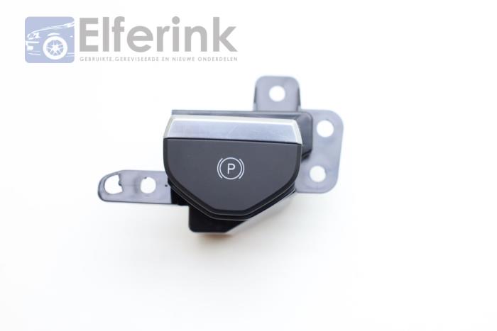 Parking brake switch Lynk & Co 01