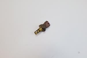 Gebruikte Temperatuursensor Motor Saab 9-3 I (YS3D) 2.0t 16V Prijs € 25,00 Margeregeling aangeboden door Auto Demontage Elferink B.V.