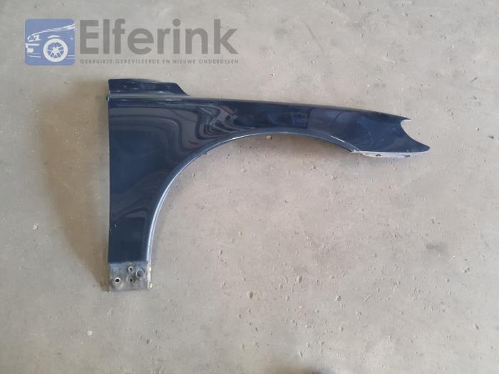 Front wing, right Volvo V70