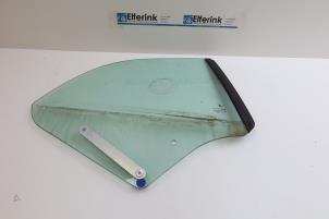 Gebruikte Ruit Extra 2Deurs rechts-achter Saab 9-3 II (YS3F) 1.9 TTiD 16V Prijs € 75,00 Margeregeling aangeboden door Auto Demontage Elferink B.V.