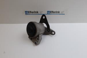 Gebruikte Motorrubber Volvo V60 I (FW/GW) 2.0 T5 16V Prijs € 50,00 Margeregeling aangeboden door Auto Demontage Elferink B.V.