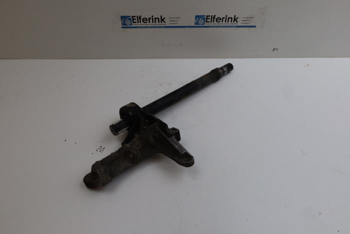 Gebruikte Motorrubber Saab 900 II (YS3D) 2.3 S,SE 16V Prijs € 35,00 Margeregeling aangeboden door Auto Demontage Elferink B.V.