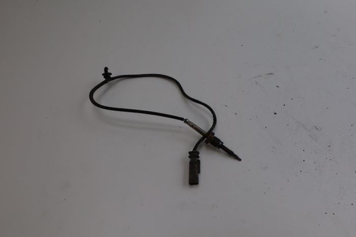 Gebruikte Uitlaat temperatuursensor Volvo V60 II (ZW) 2.0 D3 16V Prijs € 35,00 Margeregeling aangeboden door Auto Demontage Elferink B.V.