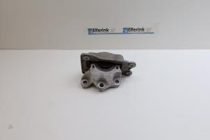 Gebruikte Motorsteun Volvo V60 II (ZW) 2.0 D3 16V Prijs € 45,00 Margeregeling aangeboden door Auto Demontage Elferink B.V.