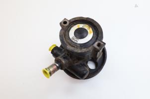 Gebruikte Servopomp Saab 900 II (YS3D) 2.3 S,SE 16V Prijs € 75,00 Margeregeling aangeboden door Auto Demontage Elferink B.V.