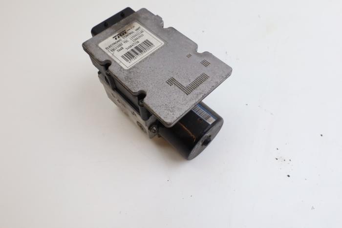 Gebruikte ABS Pomp Saab 9-3 II (YS3F) 2.0T 16V Prijs € 175,00 Margeregeling aangeboden door Auto Demontage Elferink B.V.