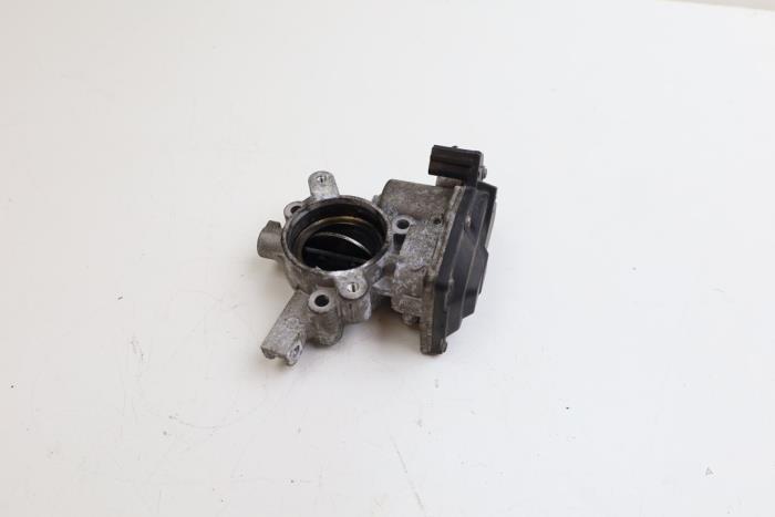 Gebruikte Gasklephuis Opel Corsa D 1.3 CDTi 16V ecoFLEX Prijs € 35,00 Margeregeling aangeboden door Auto Demontage Elferink B.V.