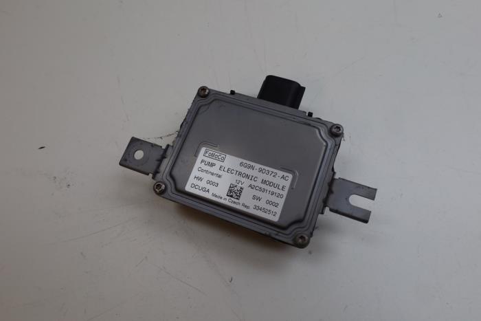 Gebruikte Brandstofpomp module Volvo V60 I (FW/GW) 2.4 D6 20V Plug-in Hybrid AWD Prijs € 50,00 Margeregeling aangeboden door Auto Demontage Elferink B.V.