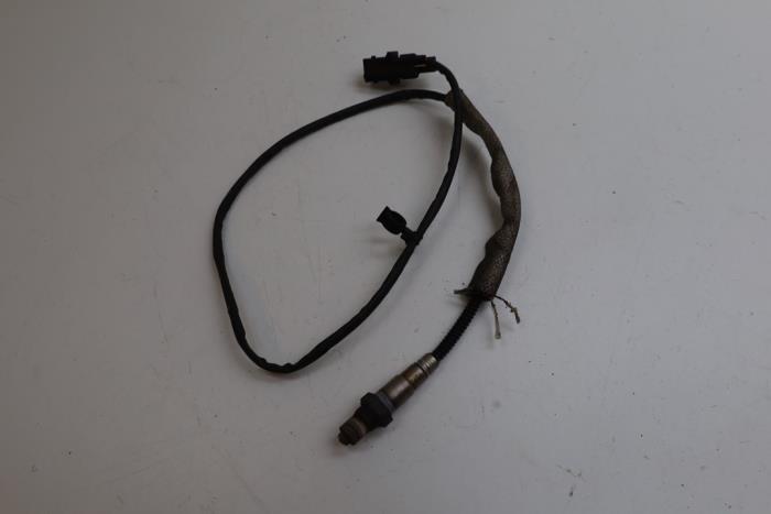 Gebruikte Lambda Sonde Saab 900 II (YS3D) 2.5 SE V6 24V Prijs € 30,00 Margeregeling aangeboden door Auto Demontage Elferink B.V.