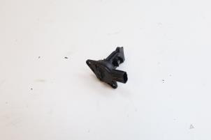 Gebruikte Luchtmassameter Volvo V40 (MV) 2.0 D4 16V Prijs € 40,00 Margeregeling aangeboden door Auto Demontage Elferink B.V.