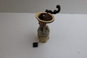 Gebruikte Tank element Pomp Mercedes A (W169) 1.5 A-160 Prijs € 50,00 Margeregeling aangeboden door Auto Demontage Elferink B.V.