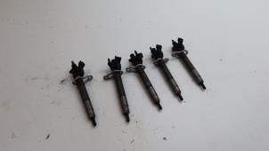 Gebruikte Verstuiver (diesel) Volvo V60 I (FW/GW) 2.4 D6 20V Plug-in Hybrid AWD Prijs € 250,00 Margeregeling aangeboden door Auto Demontage Elferink B.V.