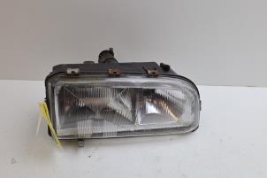 Gebruikte Koplamp rechts Volvo 850 Estate 2.5i 10V Prijs € 50,00 Margeregeling aangeboden door Auto Demontage Elferink B.V.