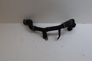 Gebruikte Intercooler Buis Lynk &amp; Co 01 1.5 PHEV Prijs € 100,00 Margeregeling aangeboden door Auto Demontage Elferink B.V.