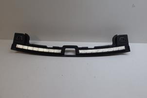 Gebruikte Bekleding bagageruimte Volvo XC60 II (UZ) 2.0 T5 16V AWD Prijs € 65,00 Margeregeling aangeboden door Auto Demontage Elferink B.V.