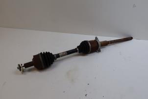 Gebruikte Aandrijfas rechts-voor Volvo XC60 II (UZ) 2.0 T5 16V AWD Prijs € 250,00 Margeregeling aangeboden door Auto Demontage Elferink B.V.