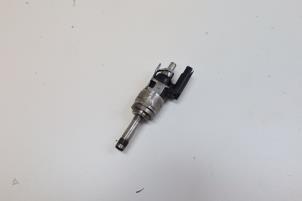 Gebruikte Injector (benzine injectie) Volvo XC60 II (UZ) 2.0 T5 16V AWD Prijs € 50,00 Margeregeling aangeboden door Auto Demontage Elferink B.V.