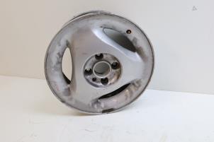 Gebruikte Velg Saab 900 I Combi Coupé 2.0 Turbo 16V Prijs € 50,00 Margeregeling aangeboden door Auto Demontage Elferink B.V.