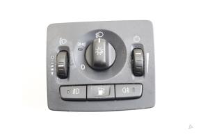 Gebruikte Lichtsensor Volvo C30 (EK/MK) 1.6 16V Prijs € 25,00 Margeregeling aangeboden door Auto Demontage Elferink B.V.