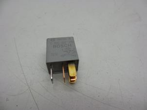 Gebruikte Relais Saab 9-3 Prijs € 25,00 Margeregeling aangeboden door Auto Demontage Elferink B.V.
