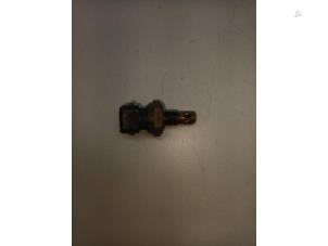 Gebruikte Motor Temperatuursensor Saab 900 II 2.0 S,SE Turbo 16V Prijs € 25,00 Margeregeling aangeboden door Auto Demontage Elferink B.V.