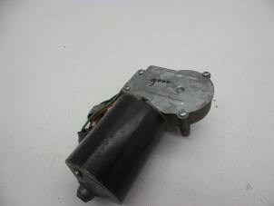 Gebruikte Ruitenwissermotor voor Saab 9000 Prijs € 25,00 Margeregeling aangeboden door Auto Demontage Elferink B.V.