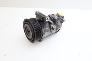 Gebruikte Pomp Airco Mercedes Vito (447.6) 1.6 111 CDI 16V Prijs € 225,00 Margeregeling aangeboden door Auto Demontage Elferink B.V.