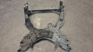 Gebruikte Subframe Mercedes Vito (447.6) 1.6 111 CDI 16V Prijs € 250,00 Margeregeling aangeboden door Auto Demontage Elferink B.V.