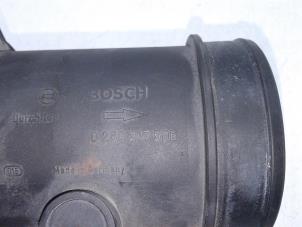 Gebruikte Luchtmassameter Saab 9000 CS 3.0 V6 24V CS,CSE Prijs € 65,00 Margeregeling aangeboden door Auto Demontage Elferink B.V.