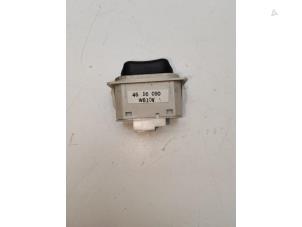 Gebruikte Schakelaar Saab 9-5 (YS3E) 2.3t 16V Prijs € 25,00 Margeregeling aangeboden door Auto Demontage Elferink B.V.