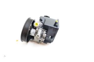 Gebruikte Stuurbekrachtiging Pomp Mercedes Vito (639.6) 2.2 111 CDI 16V Prijs € 90,00 Margeregeling aangeboden door Auto Demontage Elferink B.V.