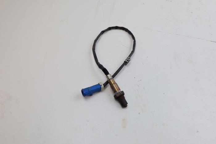 Gebruikte Lambda Sonde Volvo V40 (MV) 1.6 T4 GTDi 16V Prijs € 35,00 Margeregeling aangeboden door Auto Demontage Elferink B.V.