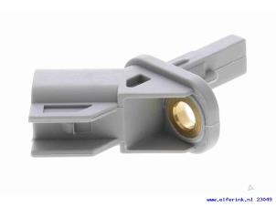Nieuwe ABS Sensor Volvo V60 Prijs € 30,25 Inclusief btw aangeboden door Auto Demontage Elferink B.V.