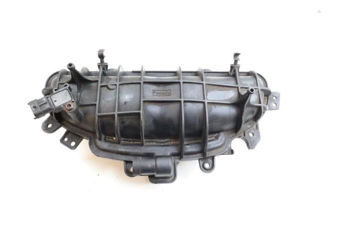 Gebruikte Inlaatspruitstuk Volvo V60 I (FW/GW) 1.6 T3 16V Prijs € 75,00 Margeregeling aangeboden door Auto Demontage Elferink B.V.