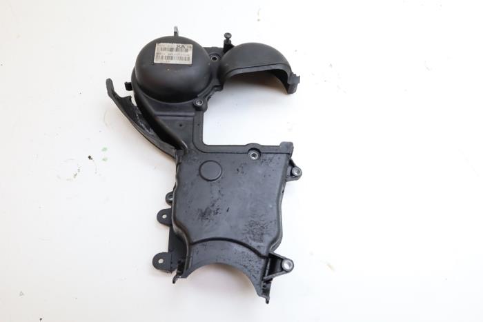 Gebruikte Distributiedeksel Volvo V60 I (FW/GW) 1.6 T3 16V Prijs € 40,00 Margeregeling aangeboden door Auto Demontage Elferink B.V.