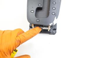 Gebruikte Pook Saab 9-3 II Sport Sedan (YS3F) 2.0t 16V Prijs € 100,00 Margeregeling aangeboden door Auto Demontage Elferink B.V.