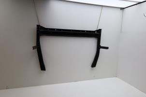 Gebruikte Subframe Lynk &amp; Co 01 1.5 PHEV Prijs € 300,00 Margeregeling aangeboden door Auto Demontage Elferink B.V.