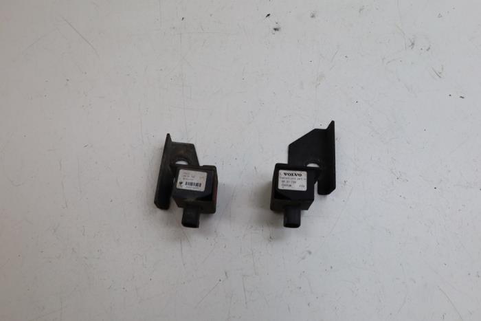 Gebruikte Sensor (overige) Volvo V70 (SW) 2.5 R Turbo 20V Prijs € 50,00 Margeregeling aangeboden door Auto Demontage Elferink B.V.