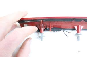 Gebruikte Remlicht Extra midden Saab 9-3 II (YS3F) 2.0T 16V Prijs € 50,00 Margeregeling aangeboden door Auto Demontage Elferink B.V.