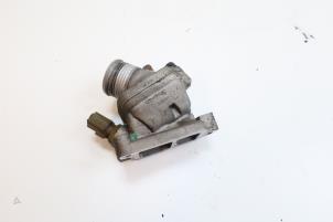 Gebruikte Thermostaathuis Volvo V70 (SW) 2.4 T 20V Prijs € 25,00 Margeregeling aangeboden door Auto Demontage Elferink B.V.