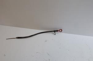 Gebruikte Olie Peilstok Volvo V70 (SW) 2.4 T 20V Prijs € 25,00 Margeregeling aangeboden door Auto Demontage Elferink B.V.