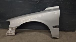 Gebruikte Scherm links-voor Volvo V70 (SW) 2.4 T 20V Prijs € 50,00 Margeregeling aangeboden door Auto Demontage Elferink B.V.
