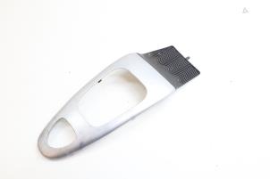 Gebruikte Middenconsoles Saab 9-3 II (YS3F) 1.9 TTiD 16V Prijs € 50,00 Margeregeling aangeboden door Auto Demontage Elferink B.V.