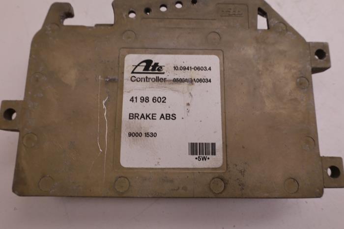 ABS Computer van een Saab 9000 CS 2.0i 16V CS,CSE 1996