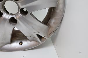 Gebruikte Velg Saab 9-5 Estate (YS3E) 2.0t 16V Prijs € 65,00 Margeregeling aangeboden door Auto Demontage Elferink B.V.