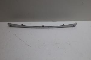 Gebruikte Sierstrip Saab 9-5 Estate (YS3E) 1.9 TiD 16V Prijs € 40,00 Margeregeling aangeboden door Auto Demontage Elferink B.V.