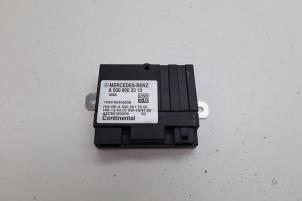 Gebruikte Brandstofpomp module Mercedes E (W213) E-220d 2.0 Turbo 16V Prijs € 35,00 Margeregeling aangeboden door Auto Demontage Elferink B.V.