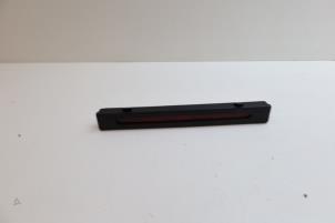 Gebruikte Gevarendriehoek Mercedes E (W213) E-220d 2.0 Turbo 16V Prijs € 25,00 Margeregeling aangeboden door Auto Demontage Elferink B.V.