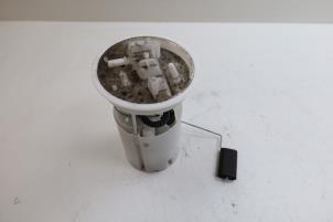 Gebruikte Tank element Pomp Volvo V40 (MV) 2.0 T2 16V Prijs € 50,00 Margeregeling aangeboden door Auto Demontage Elferink B.V.