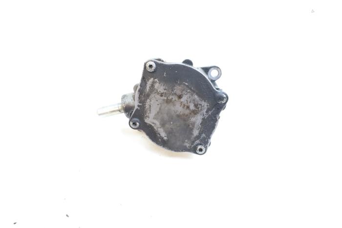 Gebruikte Vacuumpomp Rembekrachtiging Mercedes Vito (639.6) 2.2 111 CDI 16V Prijs € 75,00 Margeregeling aangeboden door Auto Demontage Elferink B.V.